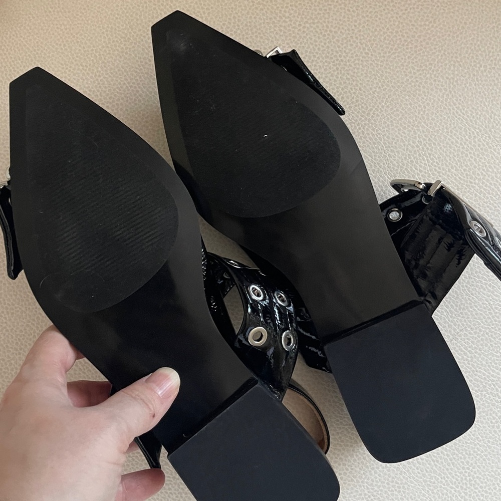 STEVE MADDEN GRAND AVE SANDAL BLACK PATENT - Picture 13 of 16